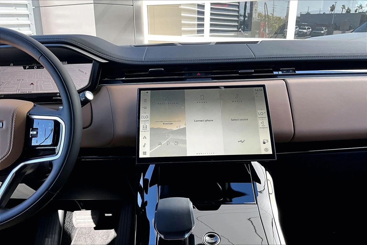 2027 Land Rover Range Rover Sport SE interior, Caraway