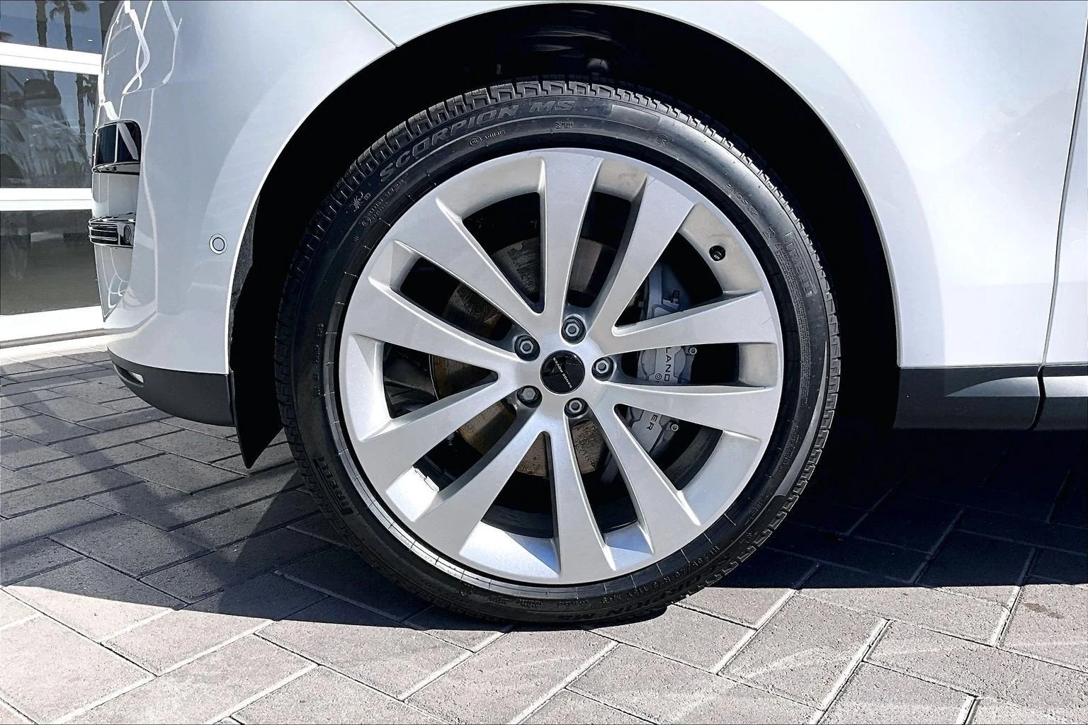 2027 Land Rover Range Rover Sport SE wheel