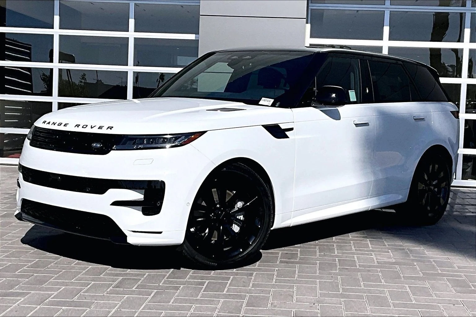 2027 Land Rover Range Rover Sport Dynamic SE for sale, exterior, Fuji White