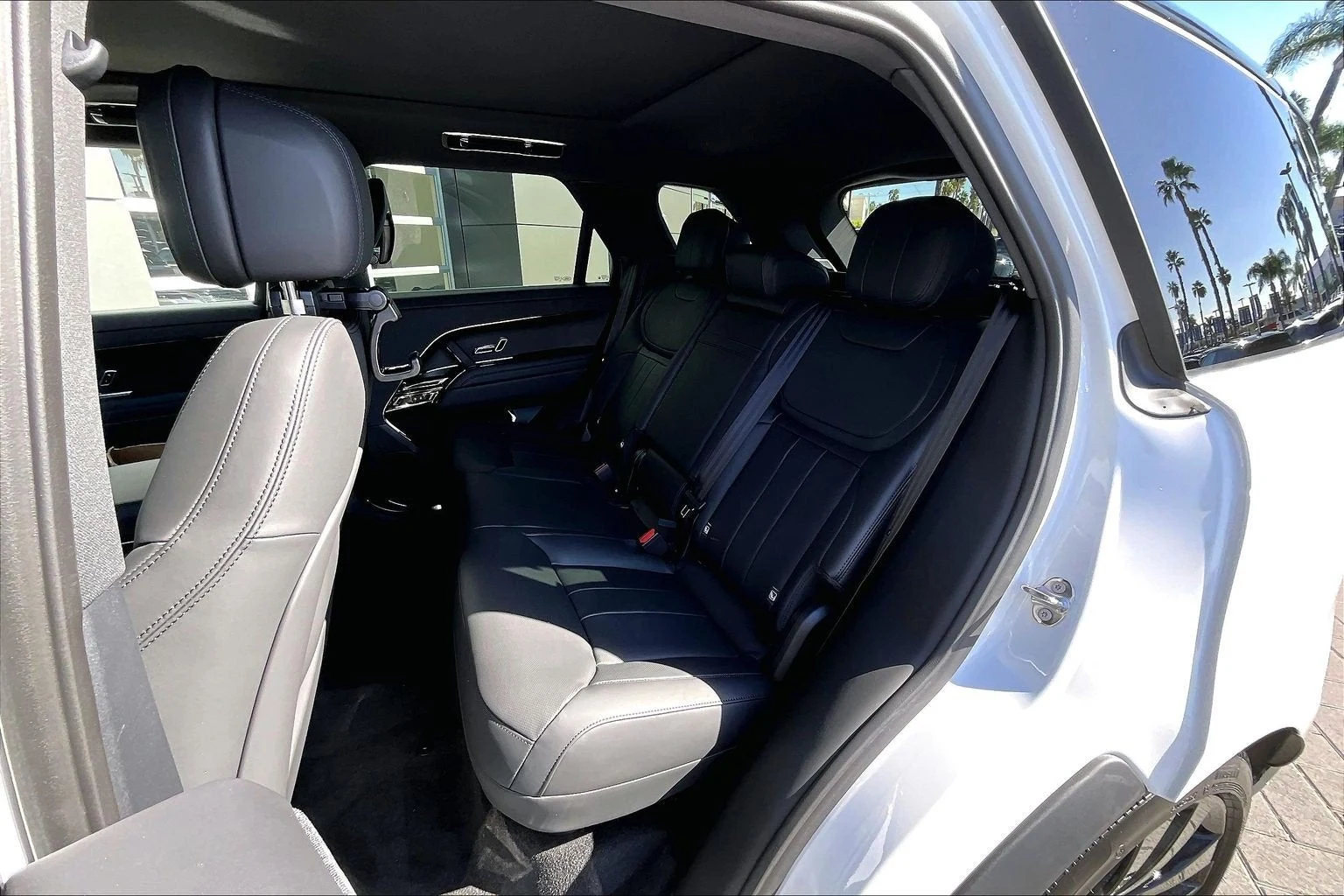 2027 Land Rover Range Rover Sport Dynamic SE interior, seats, Ebony
