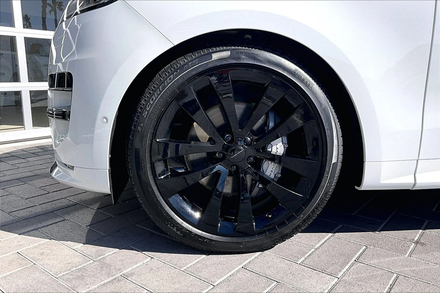 2027 Land Rover Range Rover Sport Dynamic SE wheel