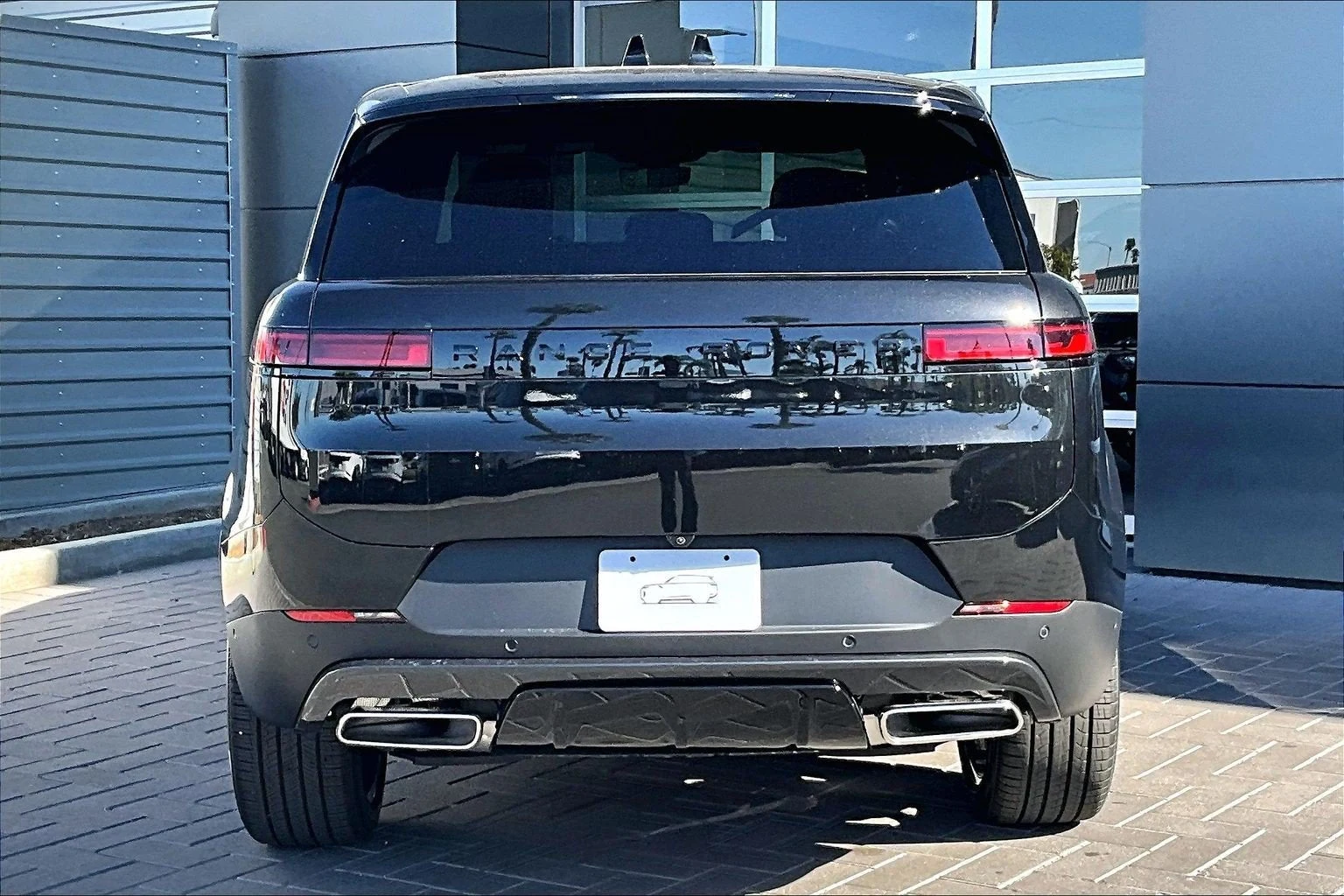 2027 Land Rover Range Rover Sport SE for sale, exterior, Santorini Black