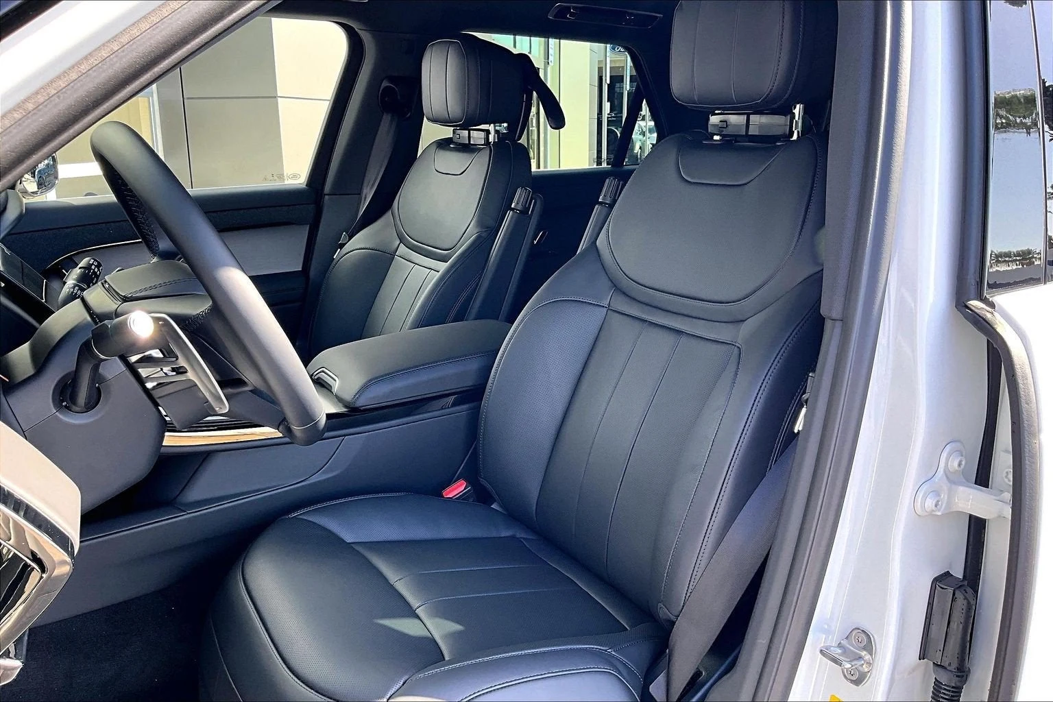 2027 Land Rover Range Rover Sport SE interior, seats, Ebony