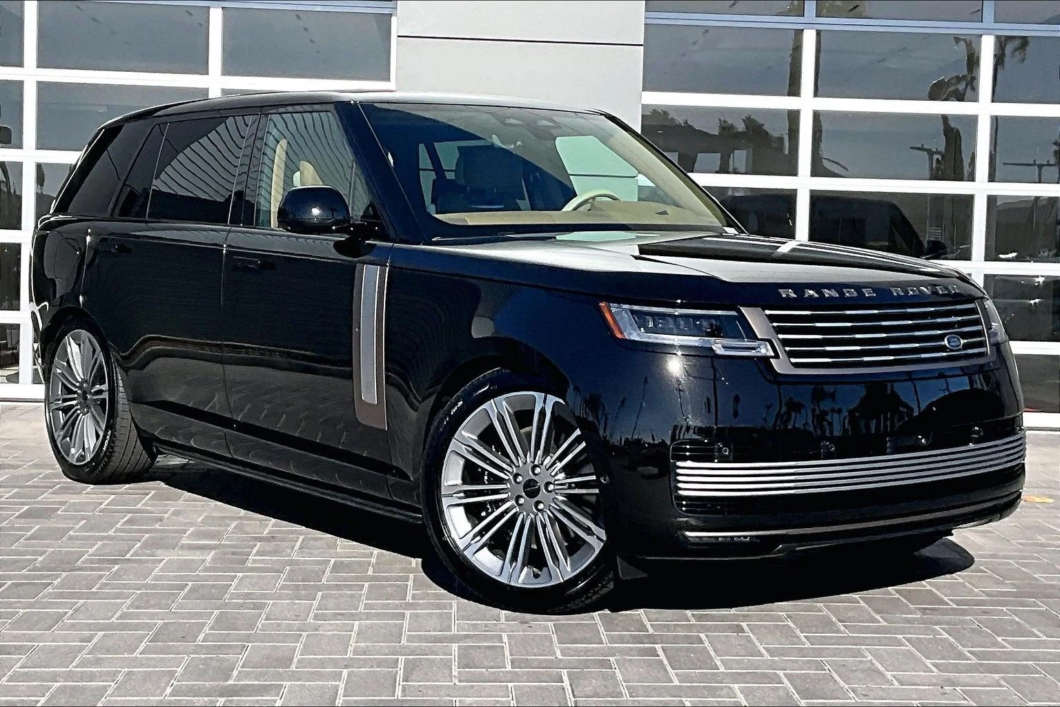 2026 Land Rover Range Rover SV LWB for sale, exterior, Obsidian Black