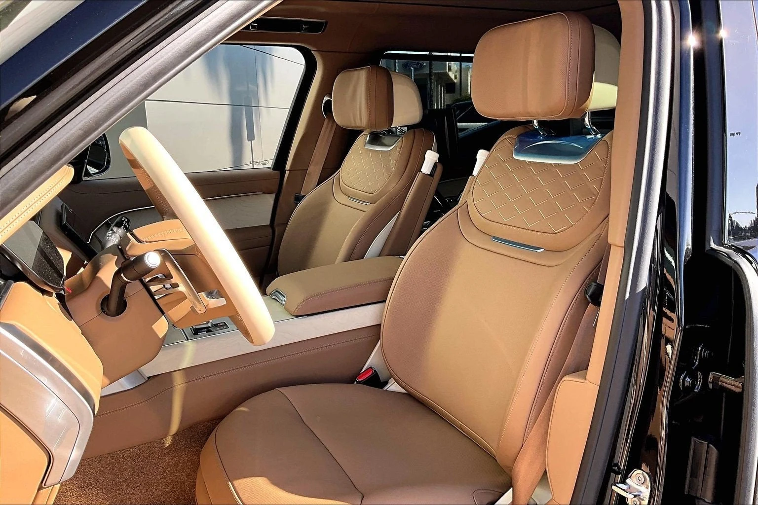 2026 Land Rover Range Rover SV LWB interior, seats, Caraway/Perlino/Caraway