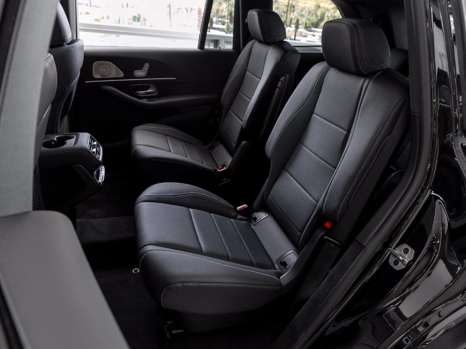 2027 Mercedes-Benz GLS GLS 450 4MATIC® interior, seats, Black