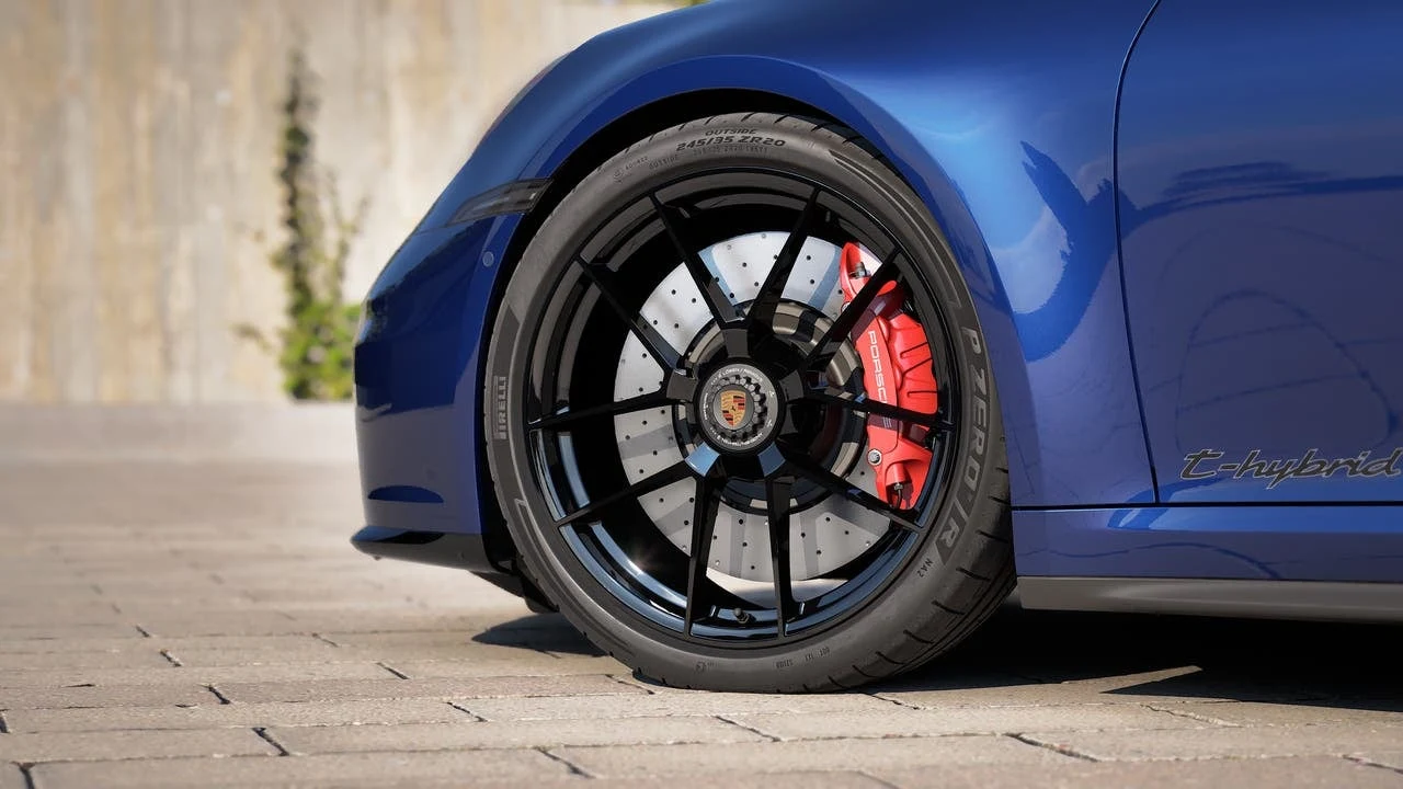 2026 Porsche 911 Carrera GTS wheel