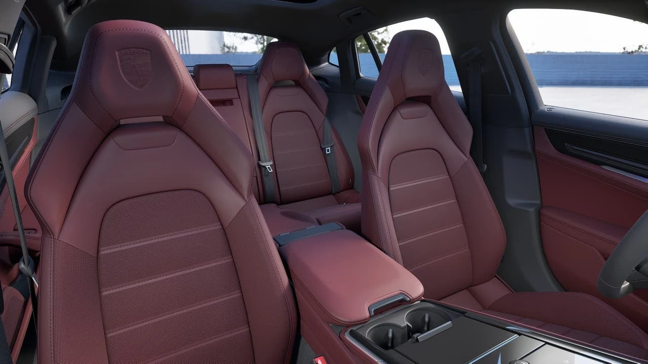 2027 Porsche Panamera 4 interior, seats, Leather Interior In Black/Bordeaux Red