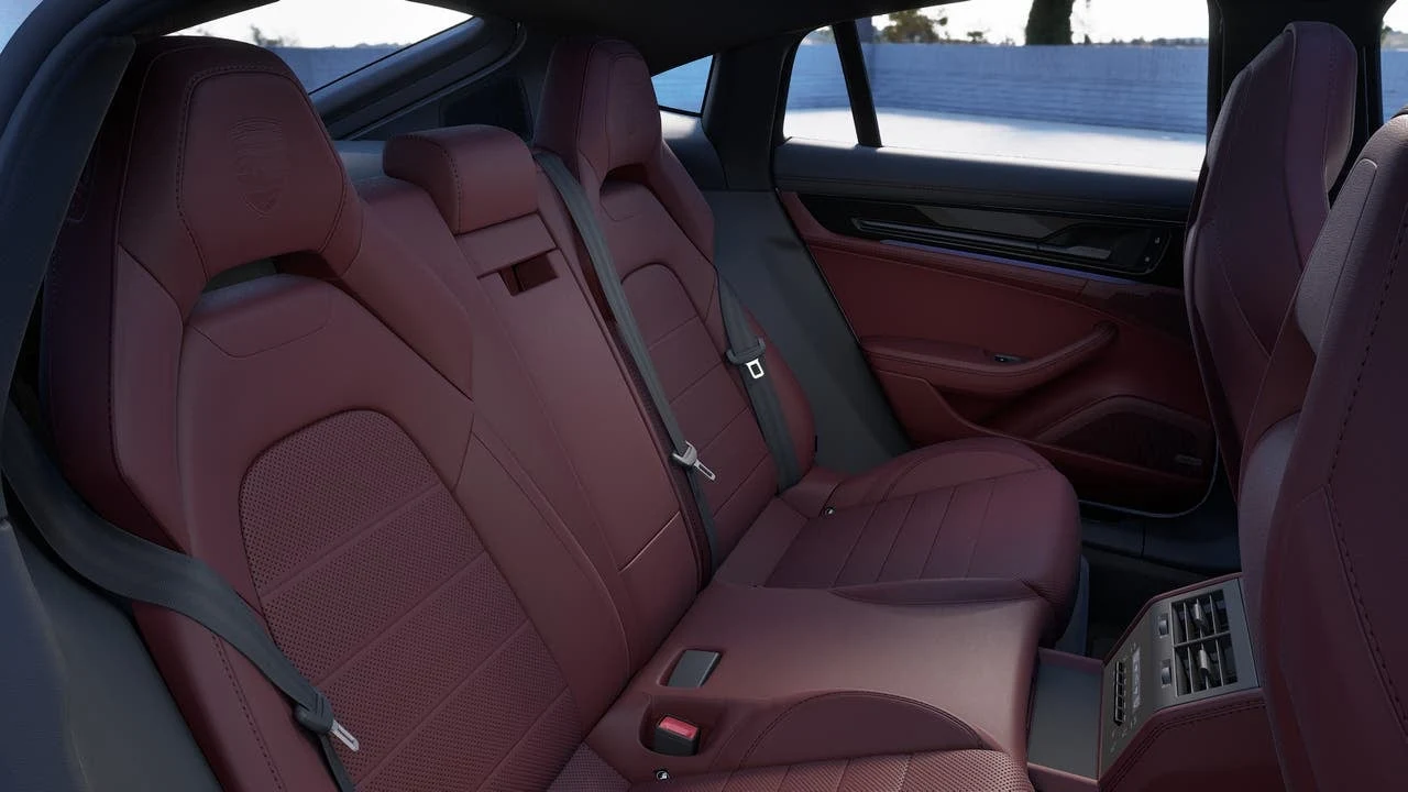 2027 Porsche Panamera 4 interior, seats, Leather Interior In Black/Bordeaux Red
