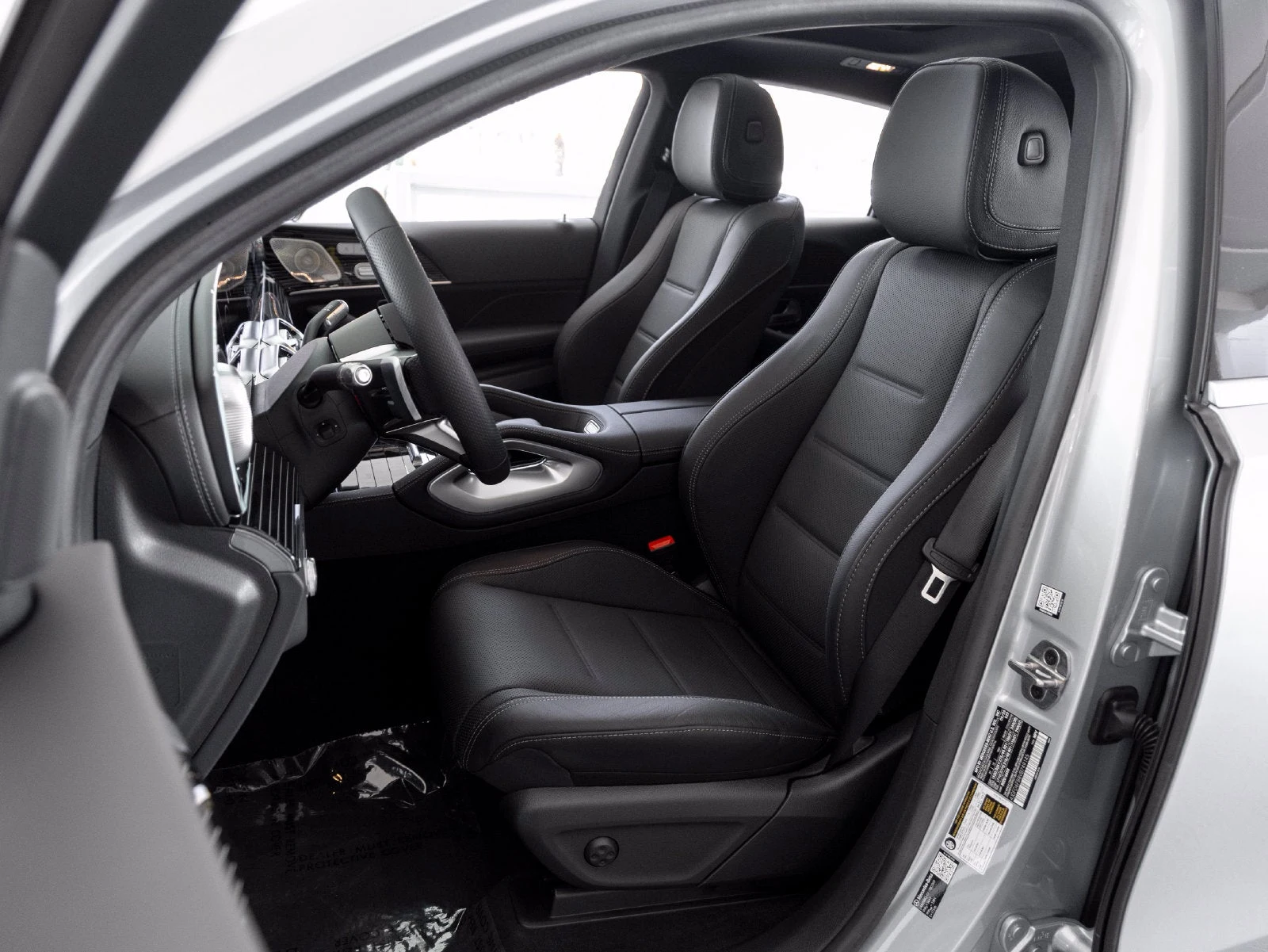 2027 Mercedes-Benz GLE GLE 450 Coupe 4MATIC® interior, seats, Black
