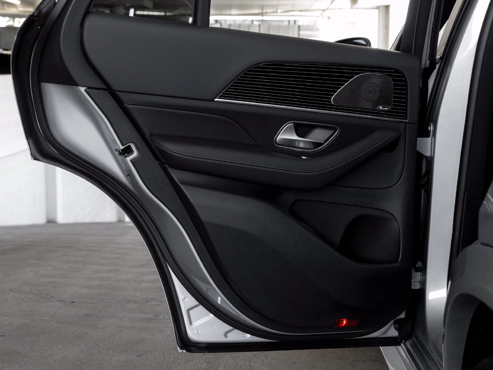 2027 Mercedes-Benz GLE GLE 450 Coupe 4MATIC® interior, door panel, Black