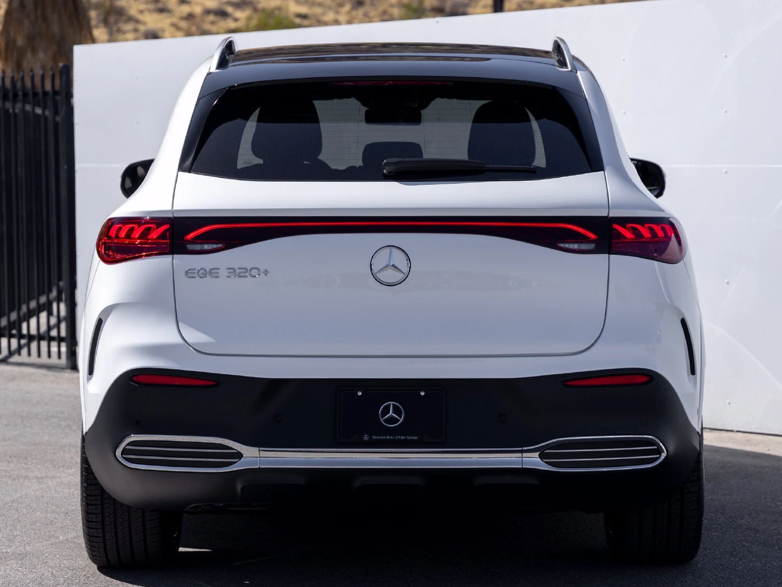 2027 Mercedes-Benz EQE 320+ SUV, rear three-quarter view, Manufaktur Moonlight White Metallic