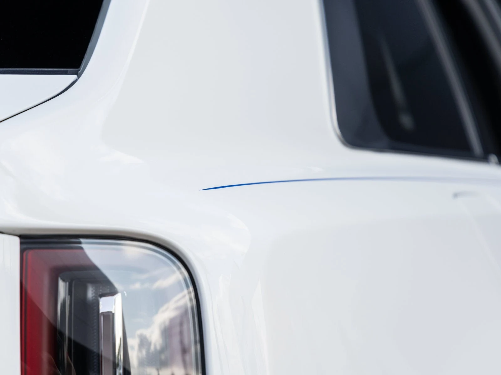 2027 Rolls-Royce Cullinan for sale, exterior, English White