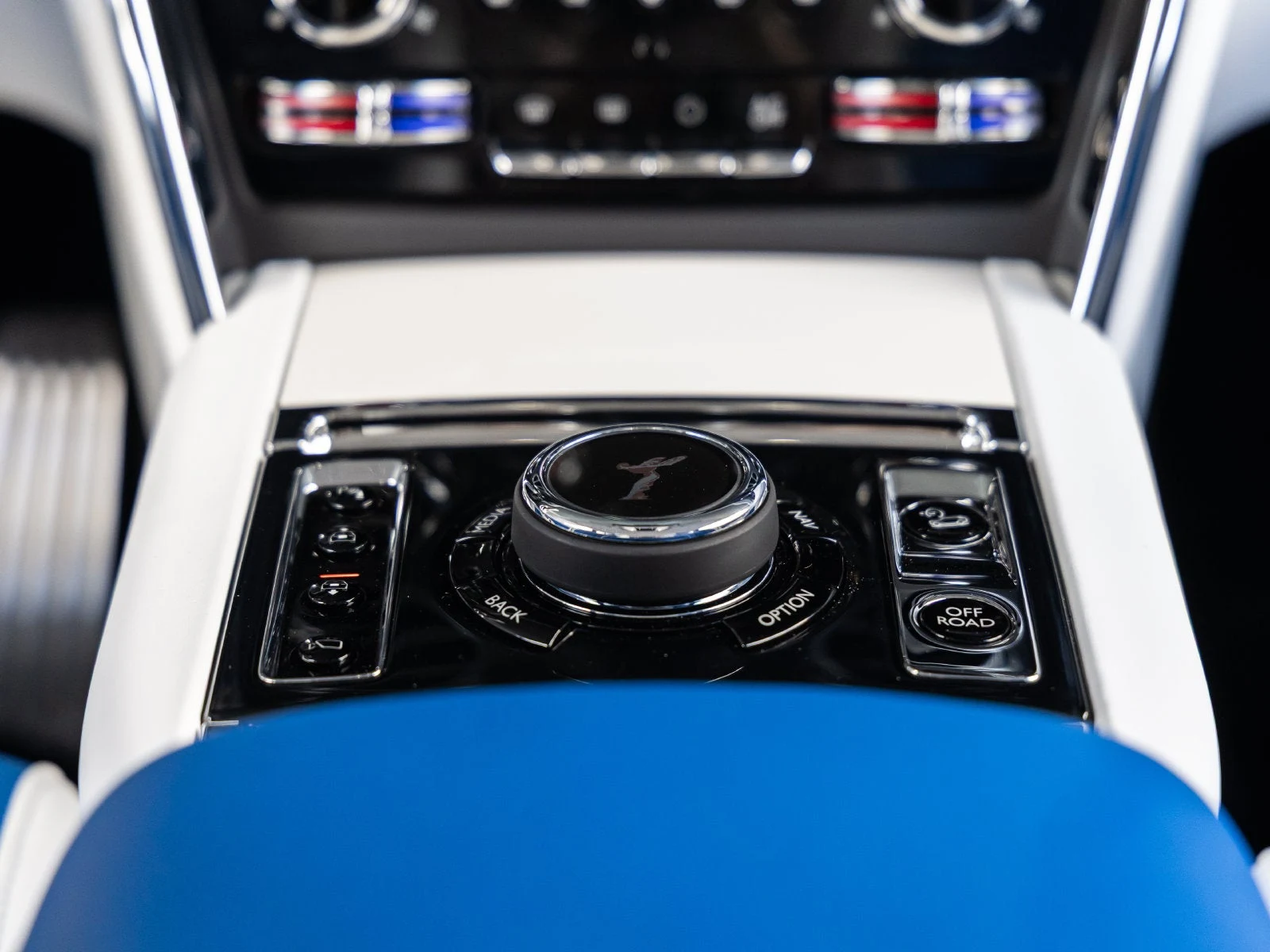 2027 Rolls-Royce Cullinan interior, center console, Arctic White/Radiant Blue