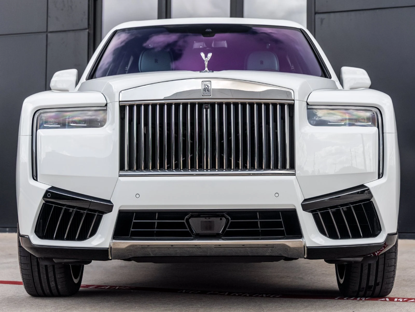 2027 Rolls-Royce Cullinan Base for sale, exterior, White