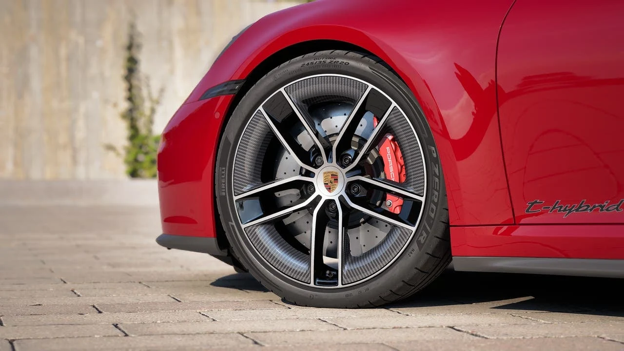 2027 Porsche 911 Carrera GTS wheel