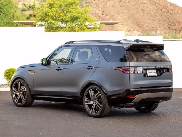 2026 Land Rover Discovery Tempest Edition for sale, exterior, Varesine Blue