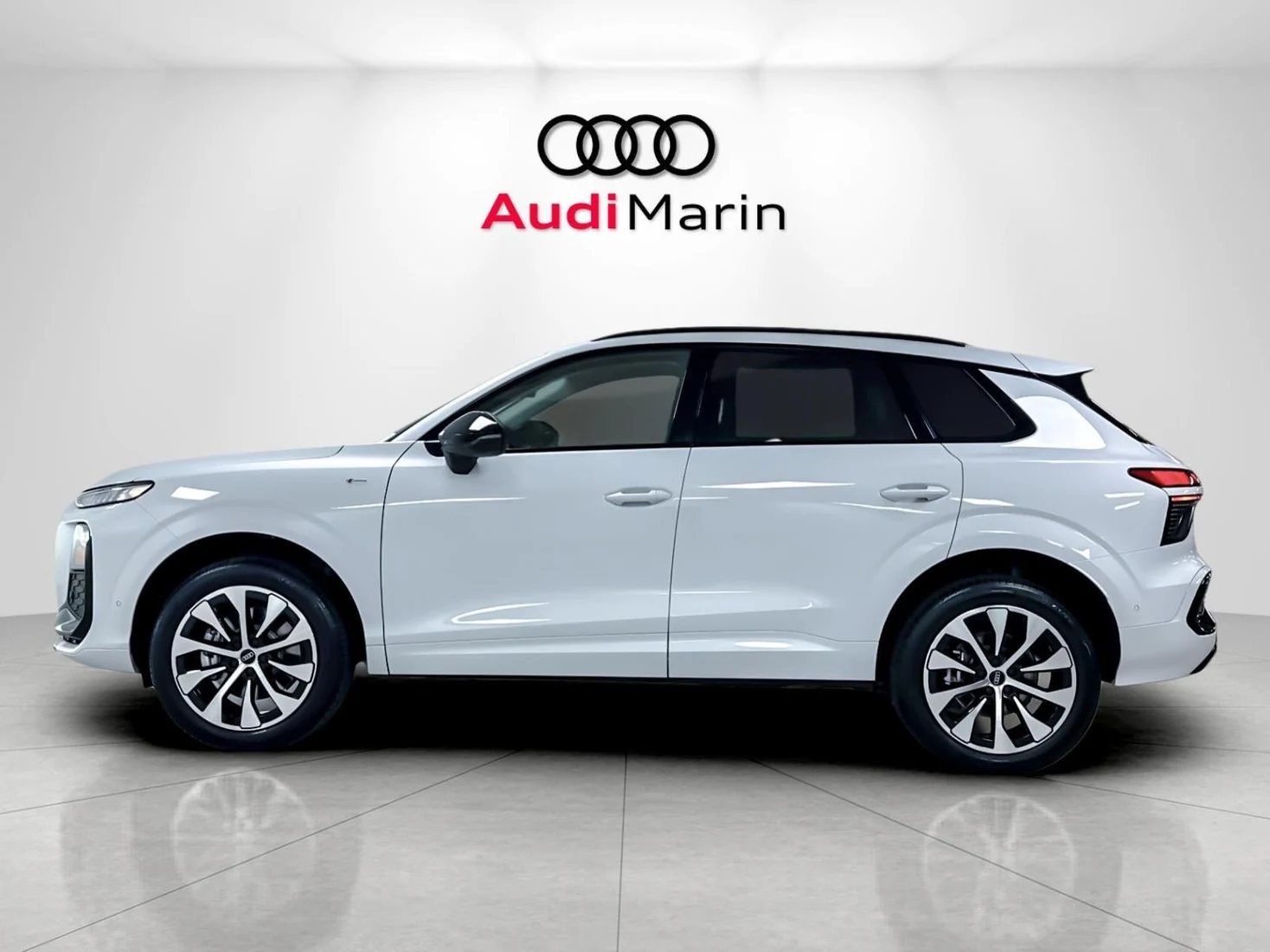 2026 Audi Q3 S line quattro for sale, exterior, Glacier White Metallic