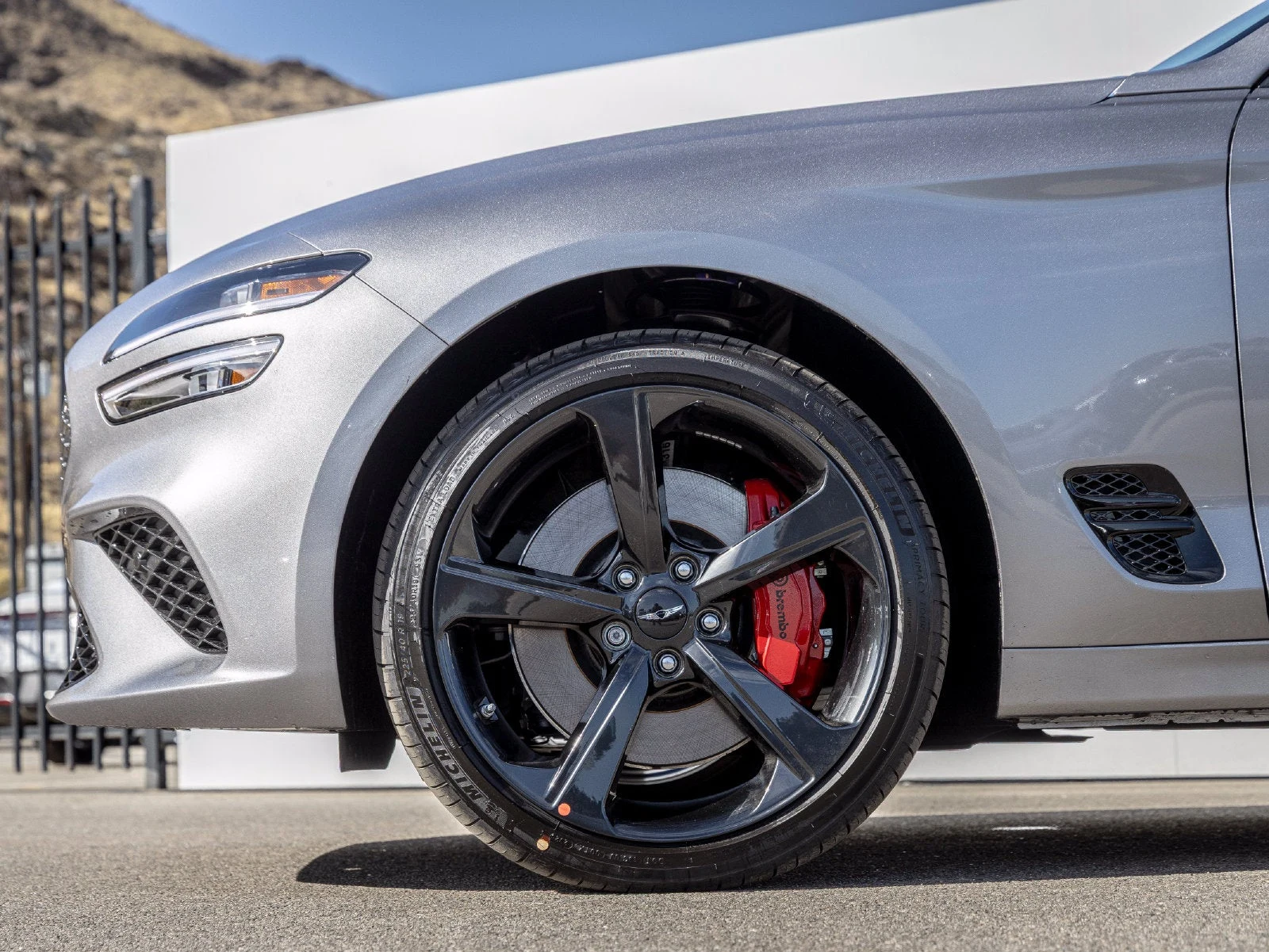 2027 Genesis G70 2.5T wheel