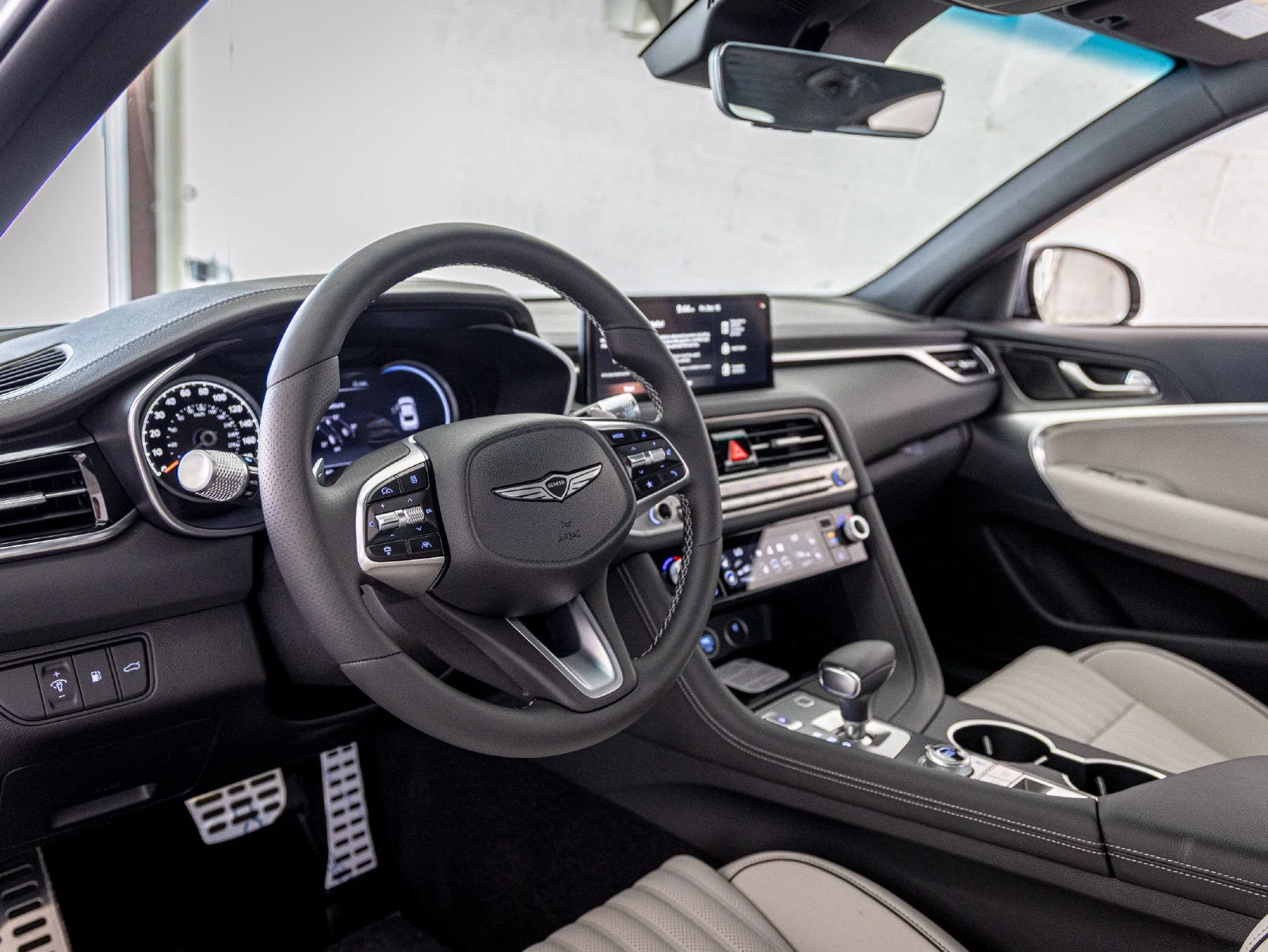 2027 Genesis G70 2.5T interior, dashboard, Fog Gray Two-Tone