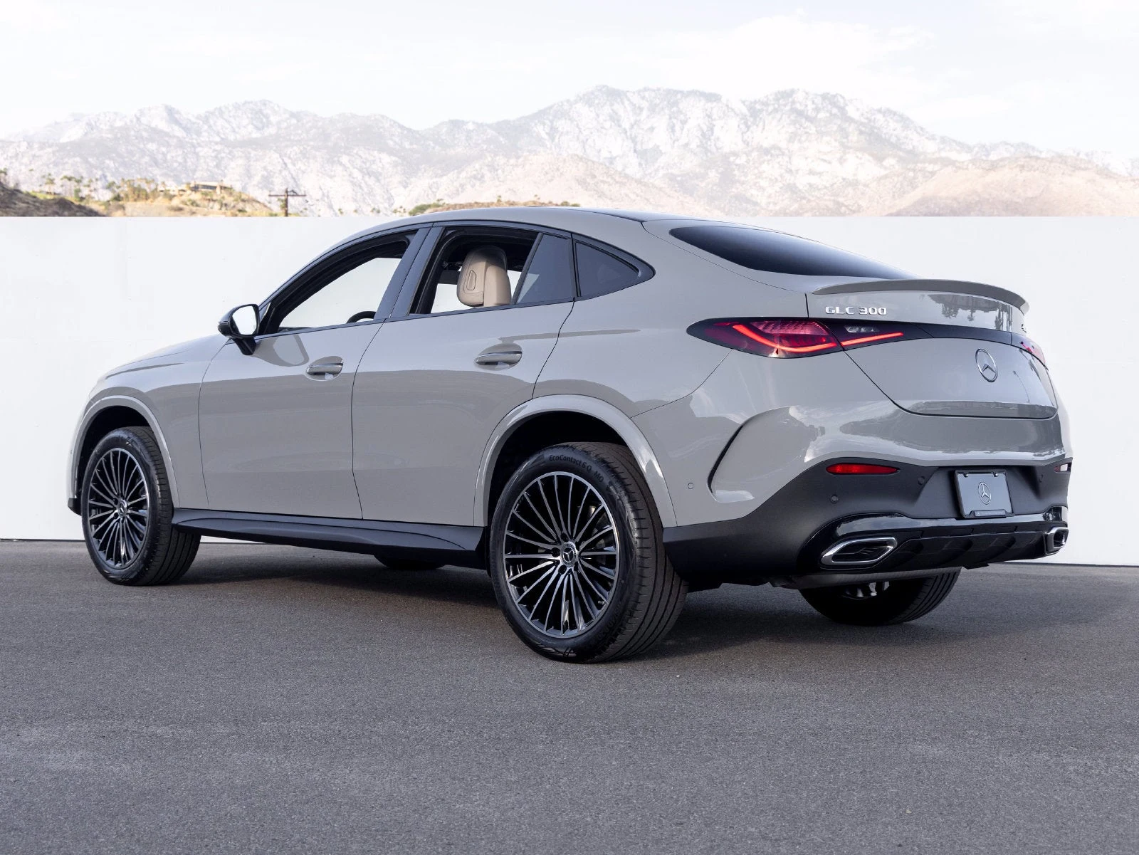 2027 Mercedes-Benz GLC 300 4MATIC Coupé for sale, exterior, Manufaktur Alpine Grey