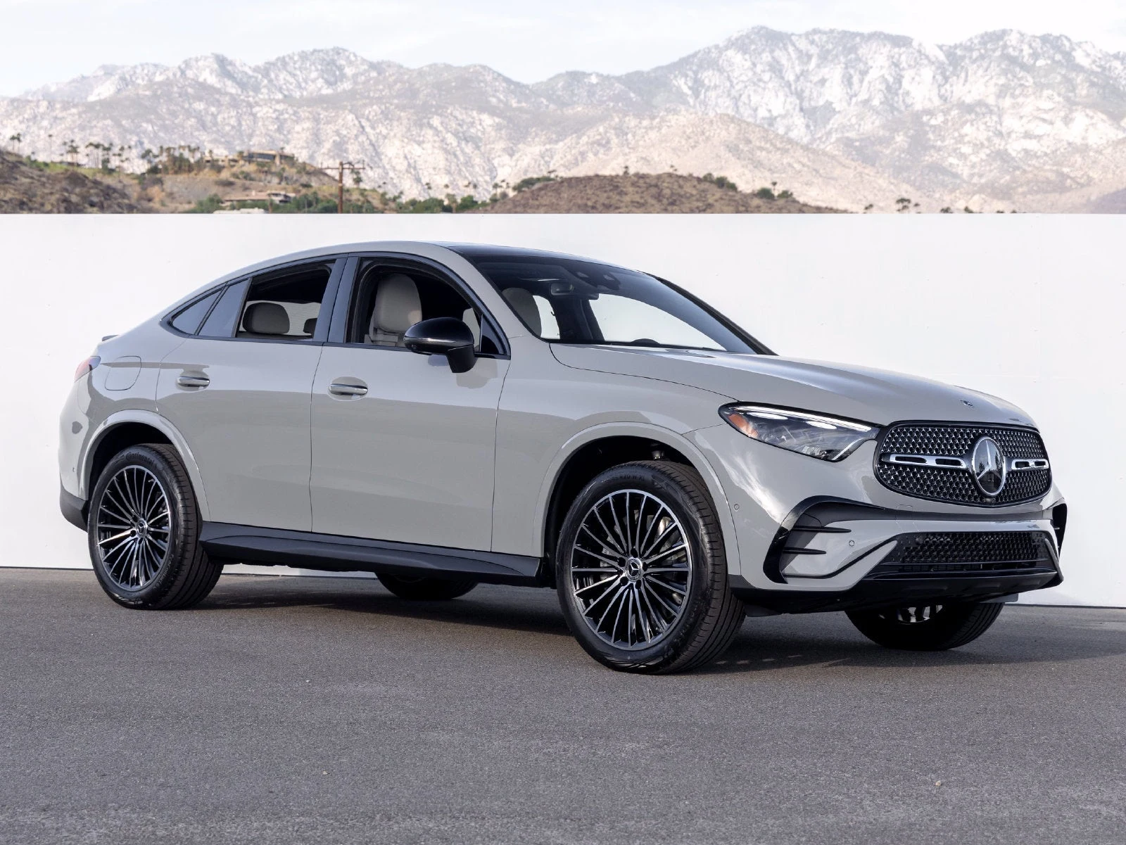 2027 Mercedes-Benz GLC 300 4MATIC Coupé for sale, front three-quarter view, Manufaktur Alpine Grey