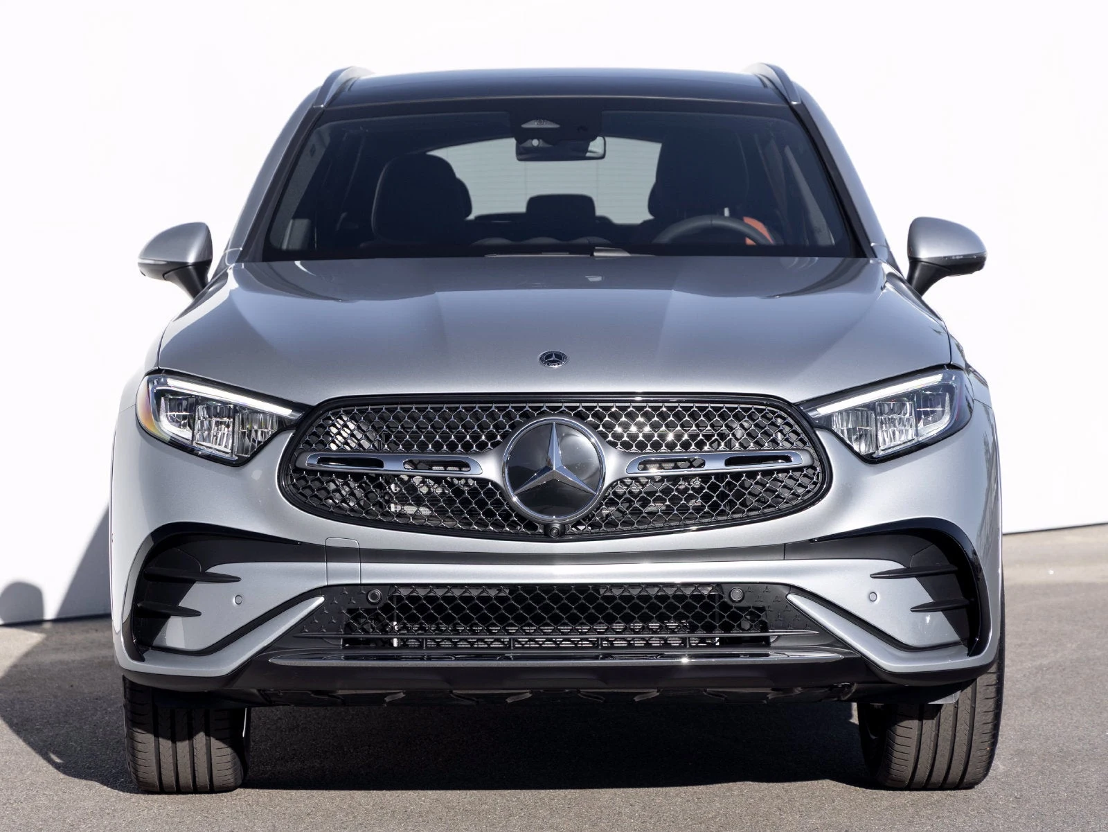 2027 Mercedes-Benz GLC 300 for sale, exterior, Cirrus Silver Metallic