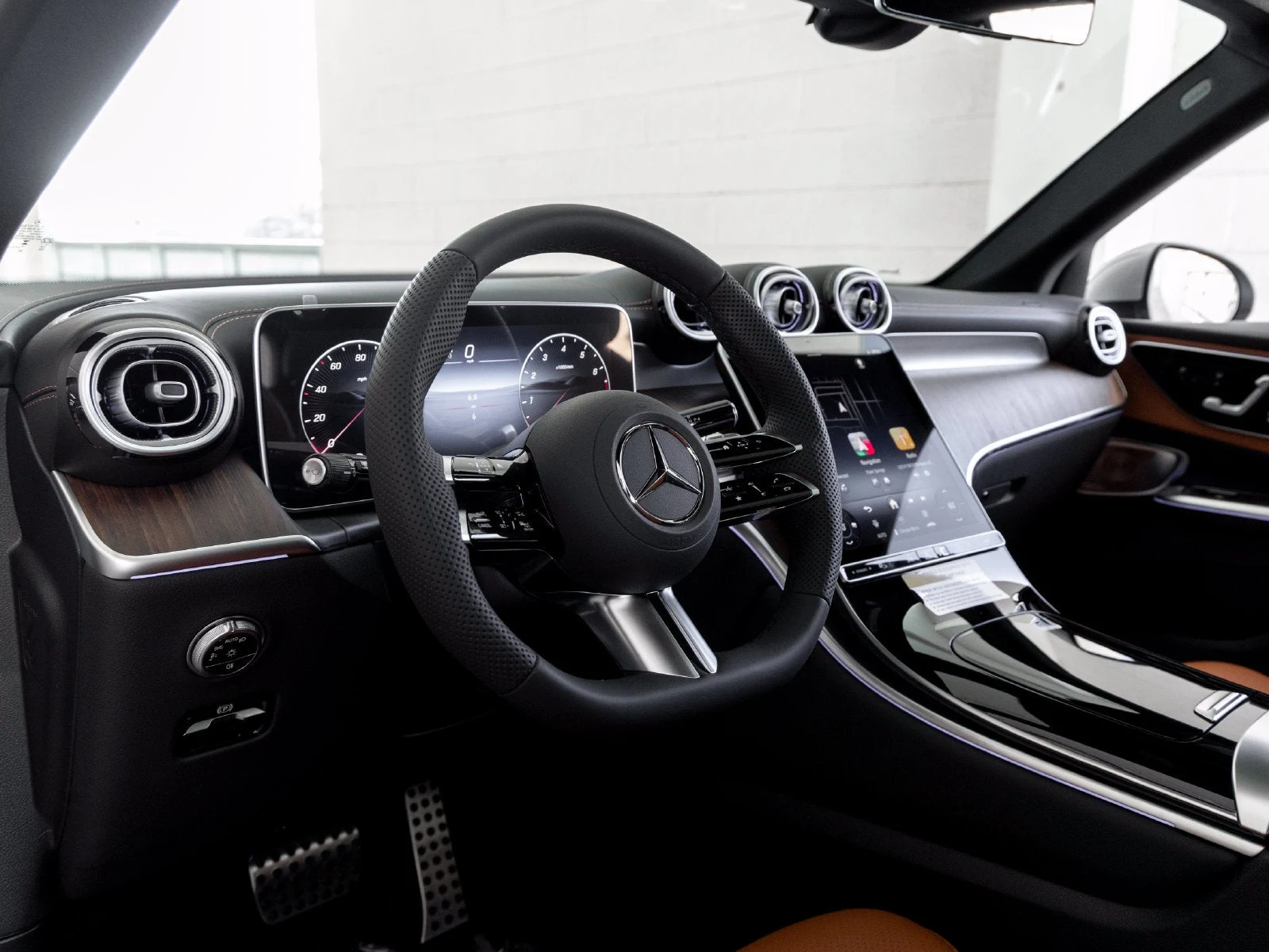 2027 Mercedes-Benz GLC 300 interior, dashboard, Amg Sienna Brown/Black