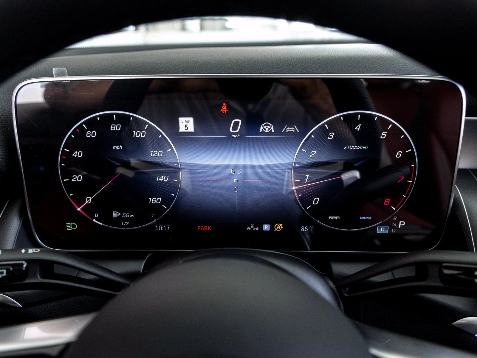 2027 Mercedes-Benz GLC 300 interior, Sienna Brown
