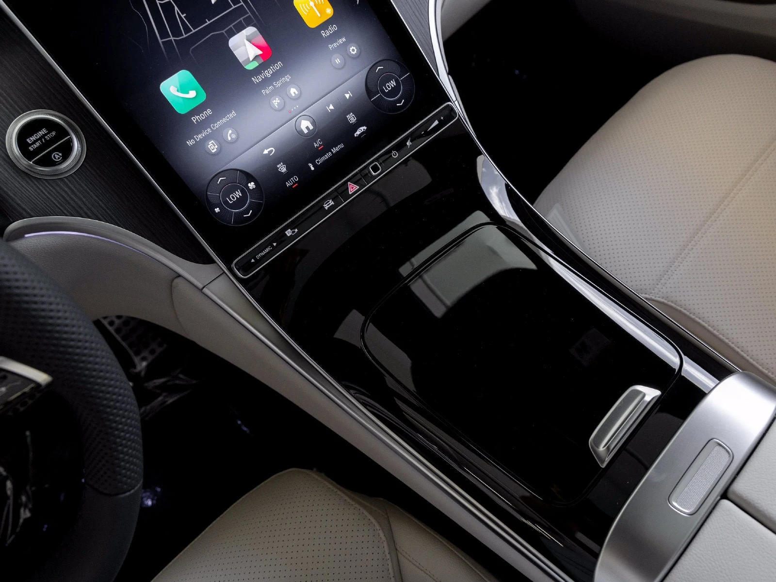 2027 Mercedes-Benz GLC 300 4MATIC interior, Macchiato Beige