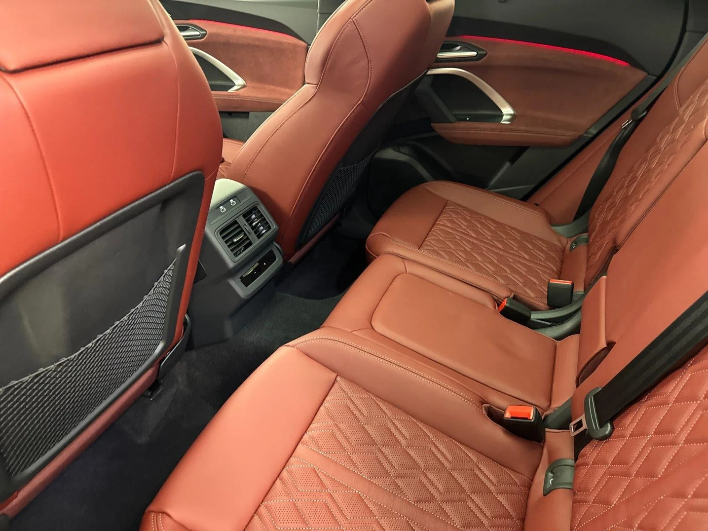 2026 Audi SQ5 Premium Plus quattro interior, seats, Arras Red