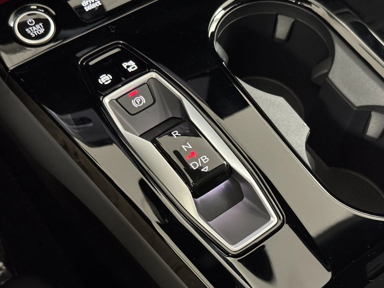 2027 Audi A6 e-tron Sportback Prestige quattro interior, center console, Black