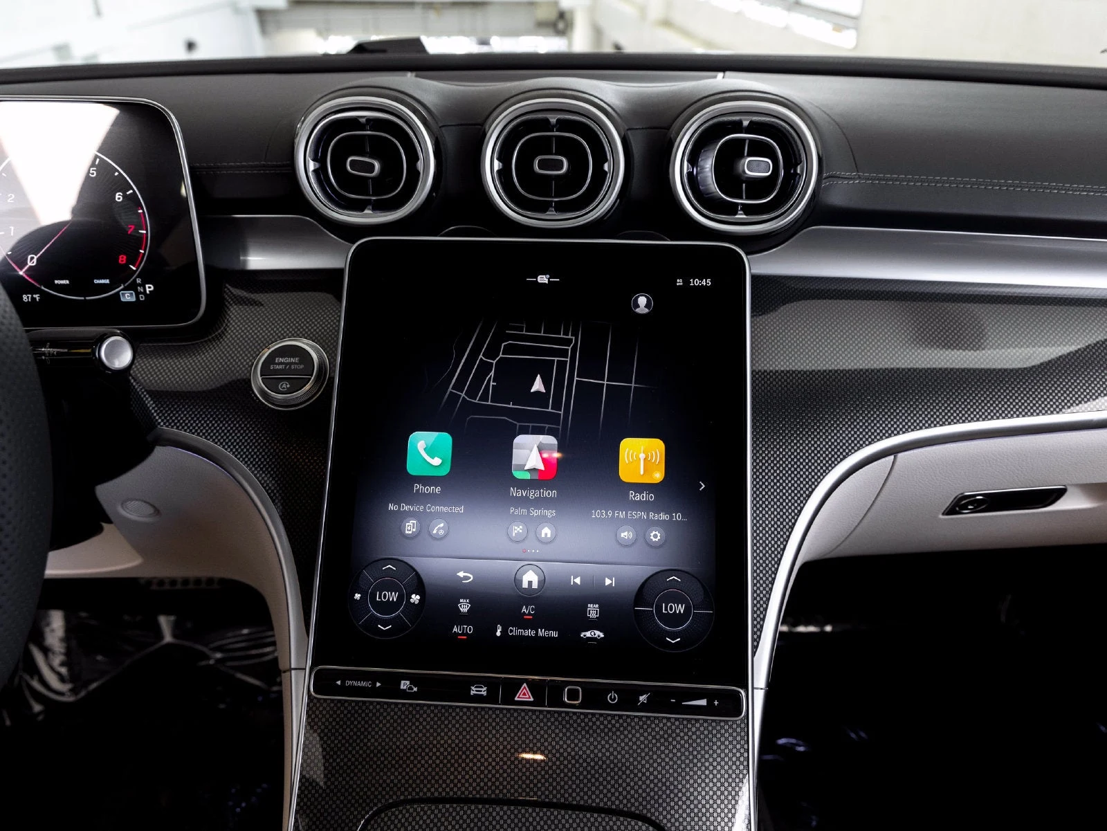 2027 Mercedes-Benz CLE 450 4MATIC Coupé interior, Macchiato Beige