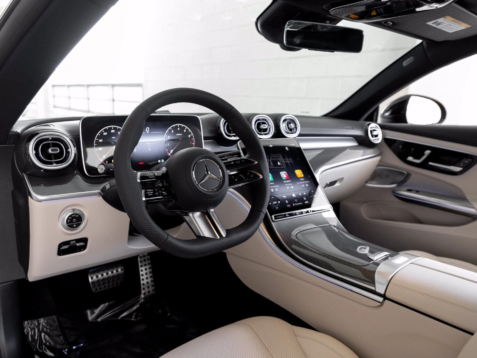 2027 Mercedes-Benz CLE 450 4MATIC Coupé interior, dashboard, Macchiato Beige