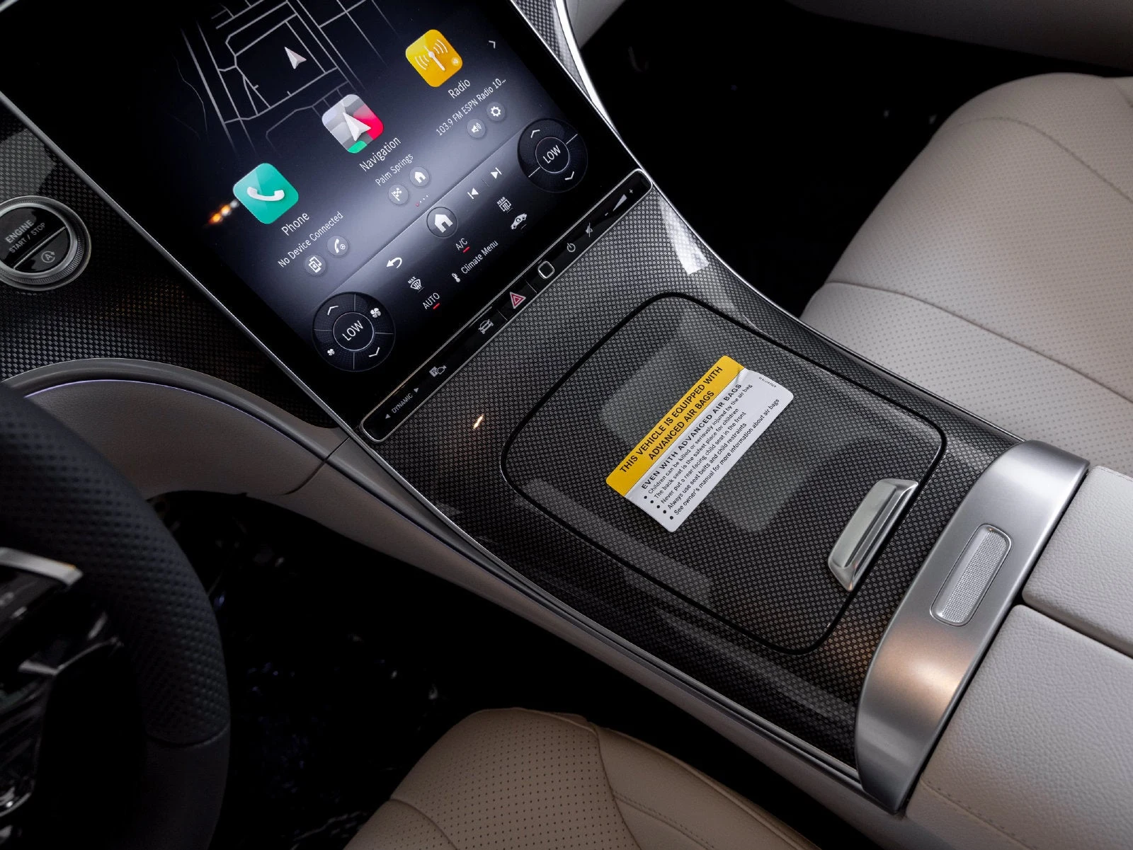 2027 Mercedes-Benz CLE 450 4MATIC Coupé interior, center console, Macchiato Beige