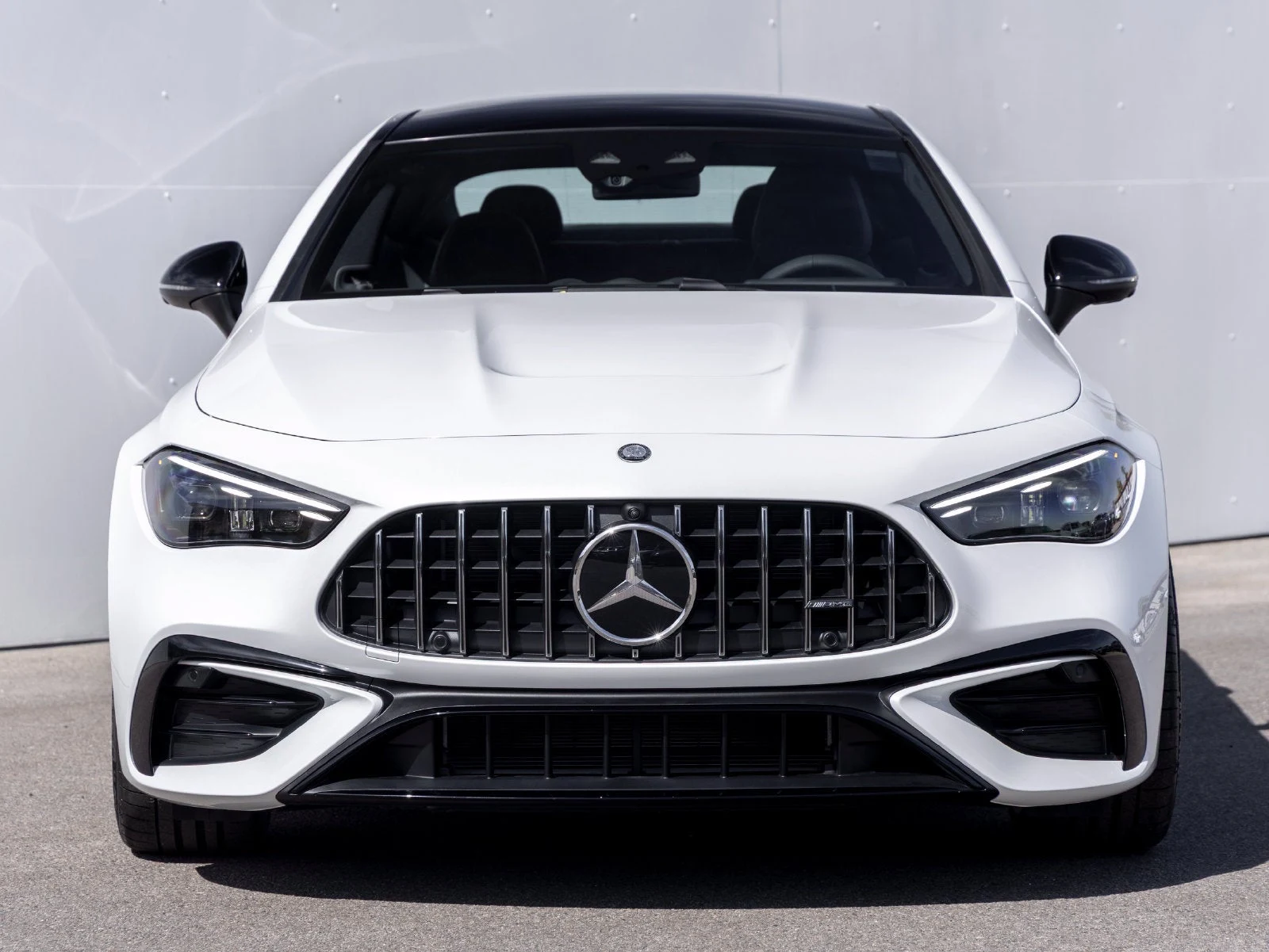 2027 Mercedes-AMG CLE 53 4MATIC+ Coupé for sale, exterior, Manufaktur Moonlight White Metallic