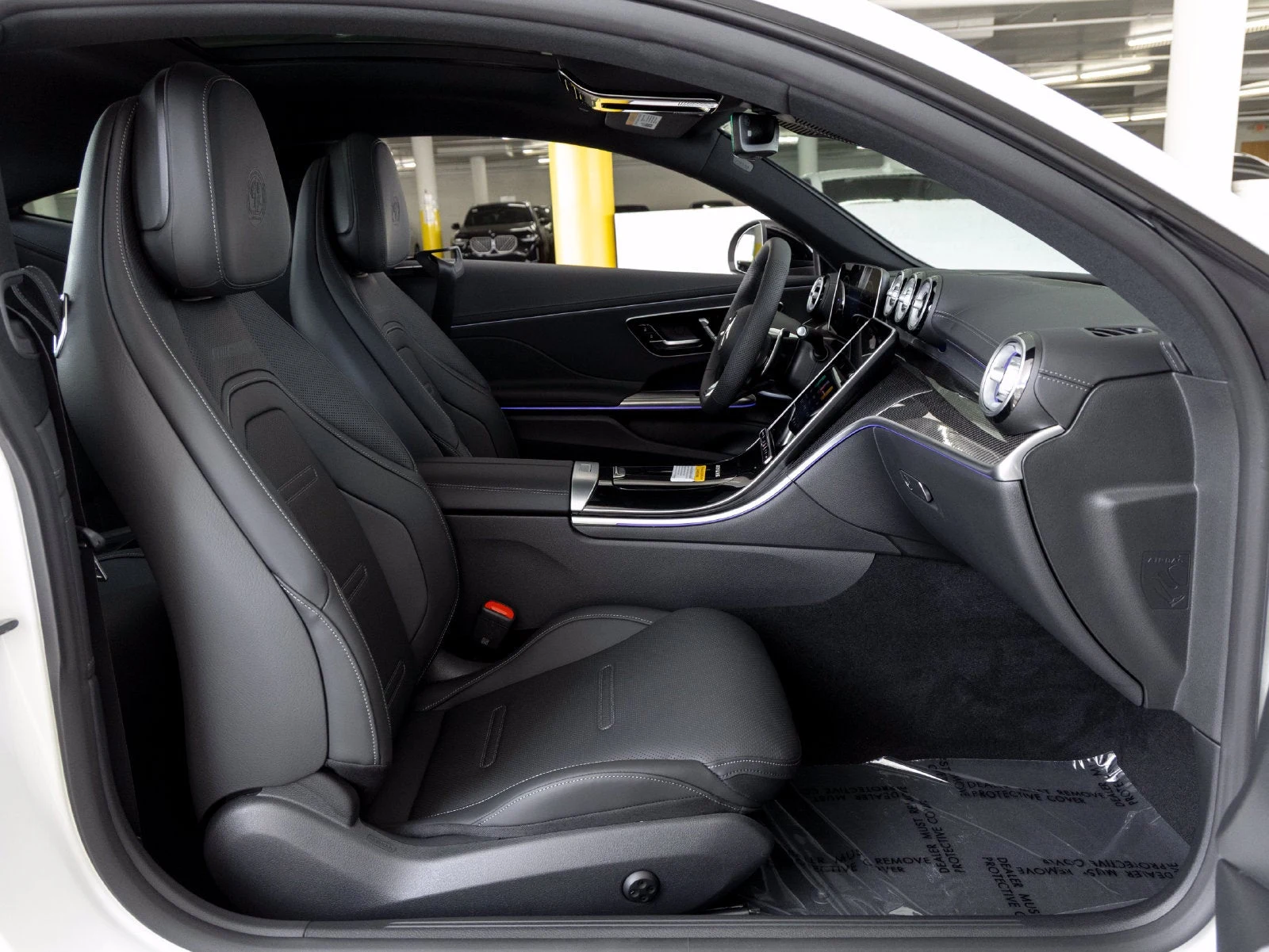 2027 Mercedes-AMG CLE 53 4MATIC+ Coupé interior, seats, Black W/Grey Stitching
