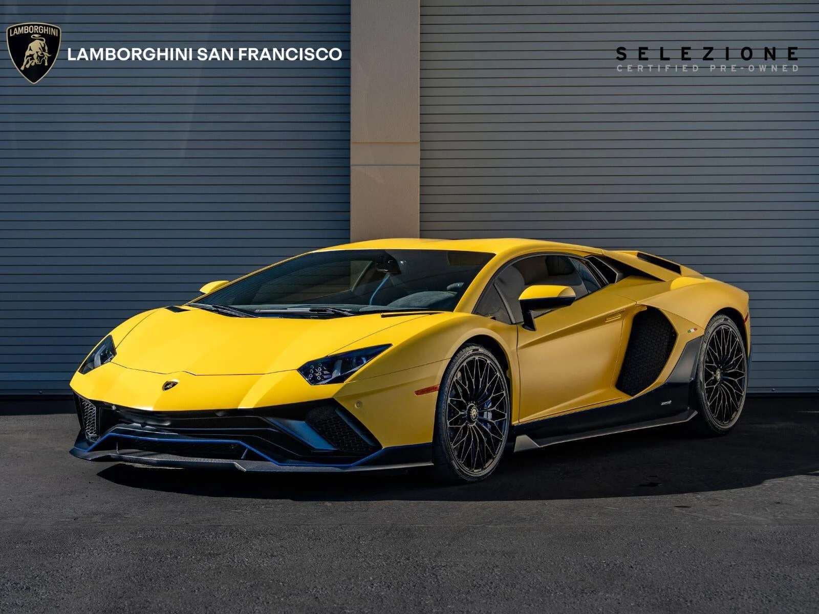 2022 Lamborghini Aventador LP 780-4 Ultimae for sale, exterior, Giallo Telemaco