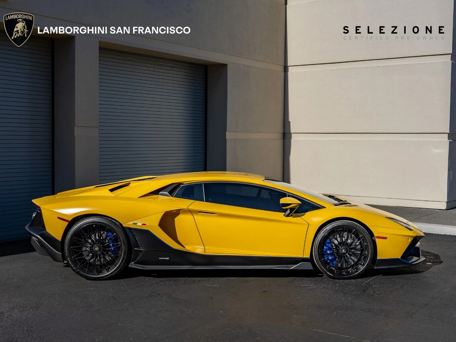 2022 Lamborghini Aventador LP 780-4 Ultimae for sale, exterior, Giallo Telemaco