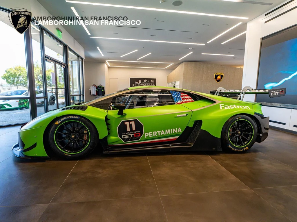 2017 Lamborghini Huracan GTD Collectors Limited Edition for sale, exterior, Verde Mantis Matt Homage Livery