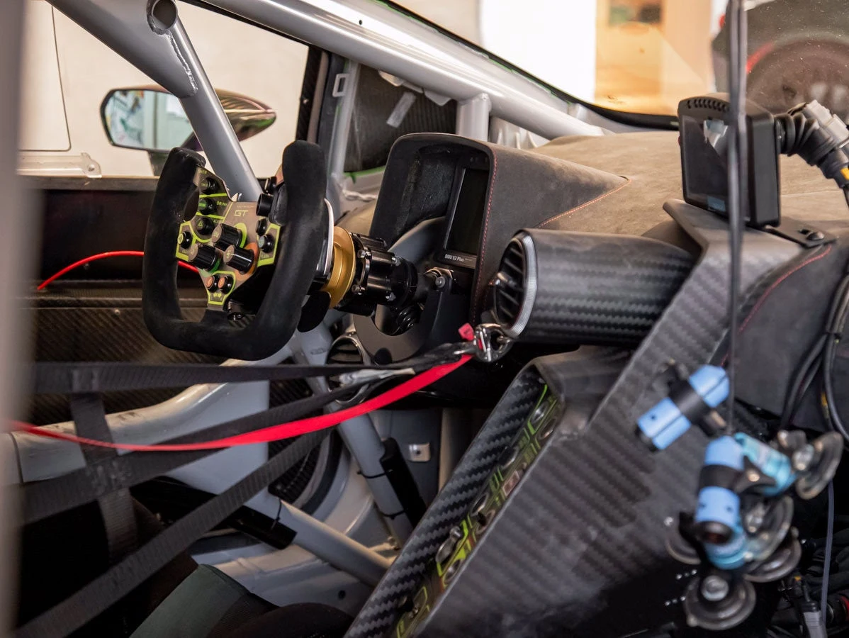 2017 Lamborghini Huracan GT3 interior