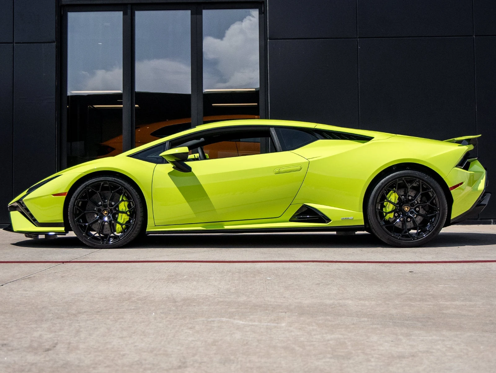 2024 Lamborghini Huracan Tecnica for sale, exterior, Verde Scandal Metallic