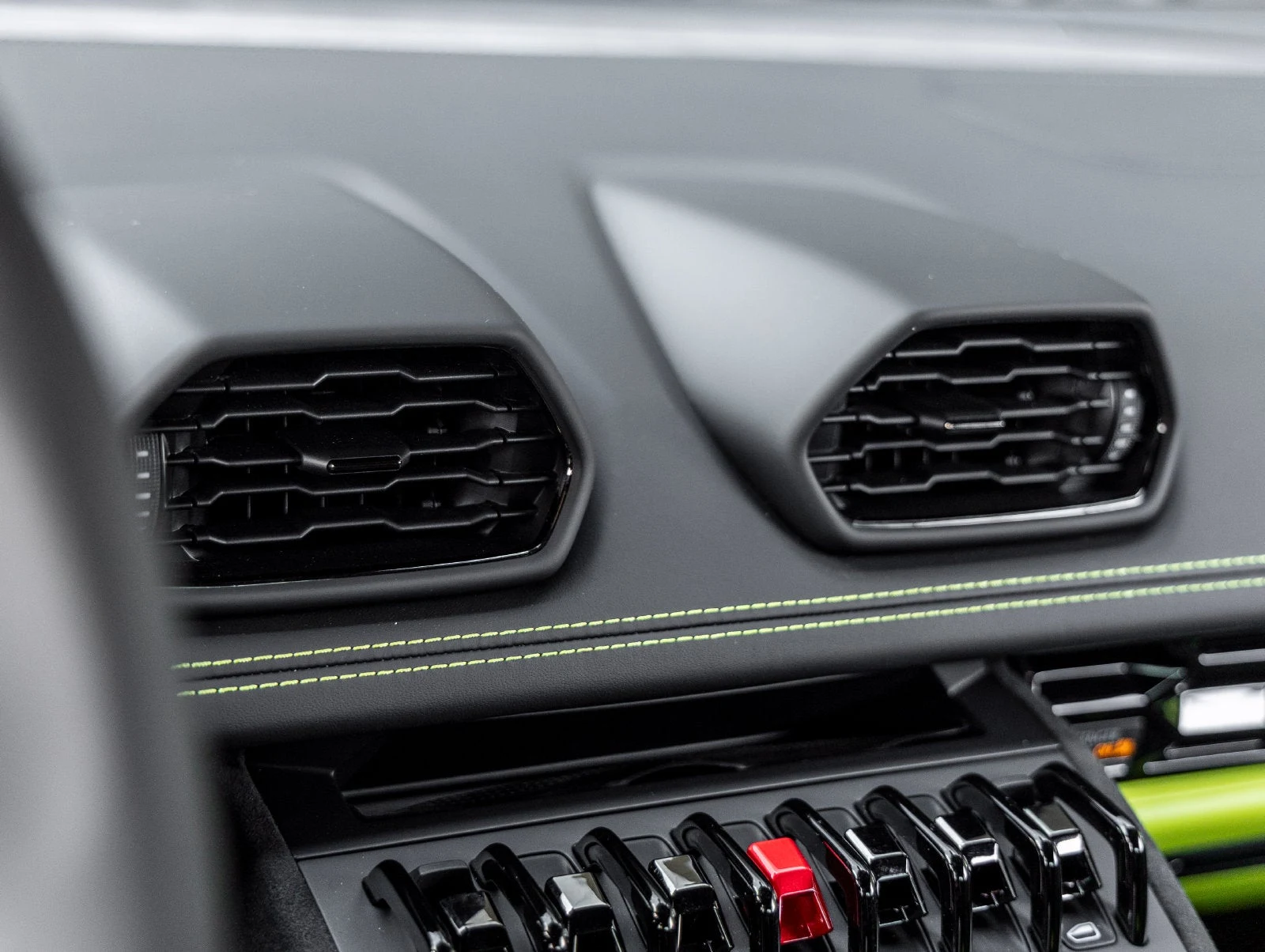 2024 Lamborghini Huracan Tecnica, detail