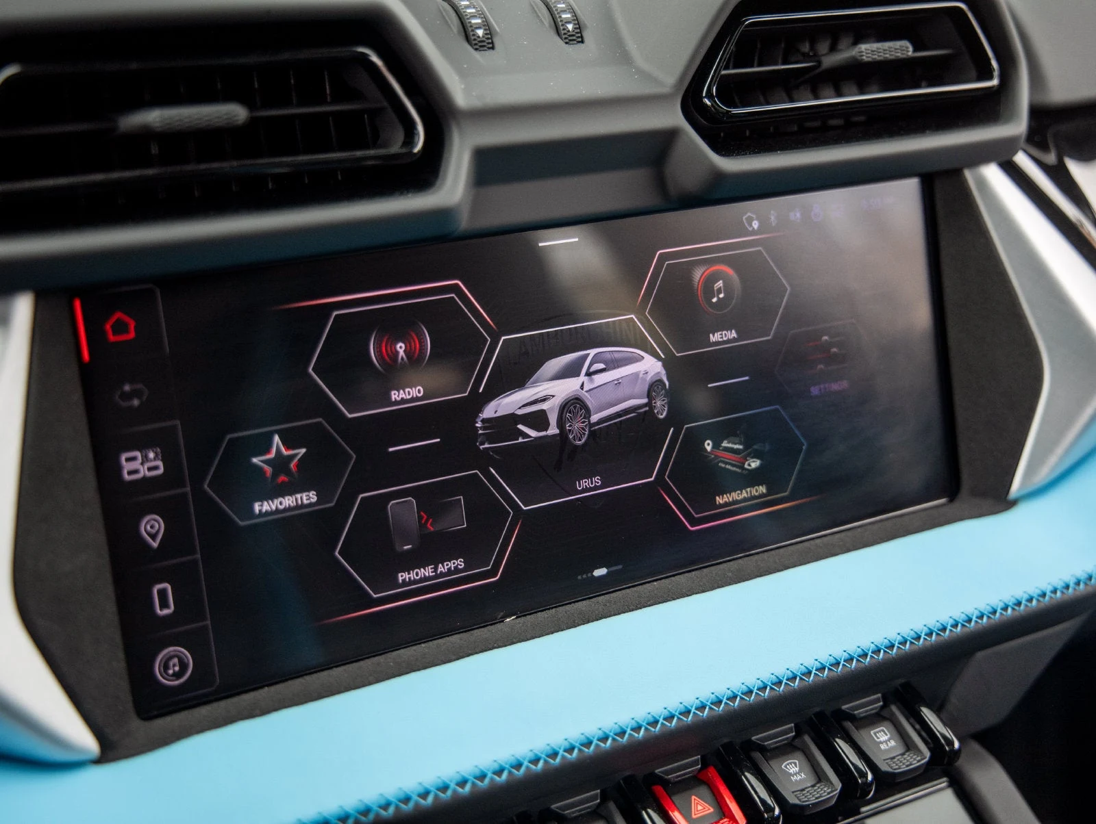 2025 Lamborghini Urus SE interior, dashboard, Nero Ade