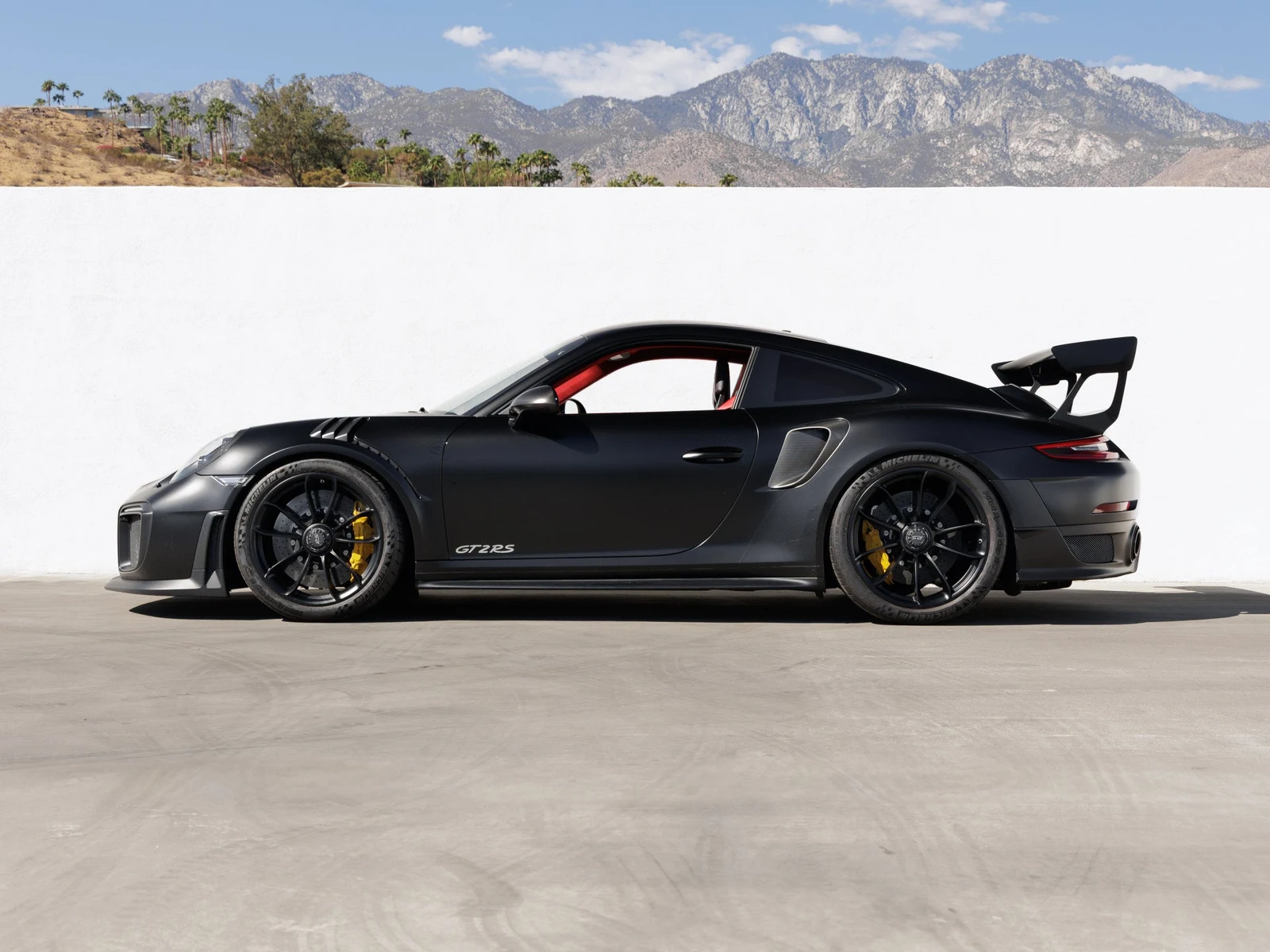 2018 Porsche 911 GT2 RS Weissach for sale, exterior, Black