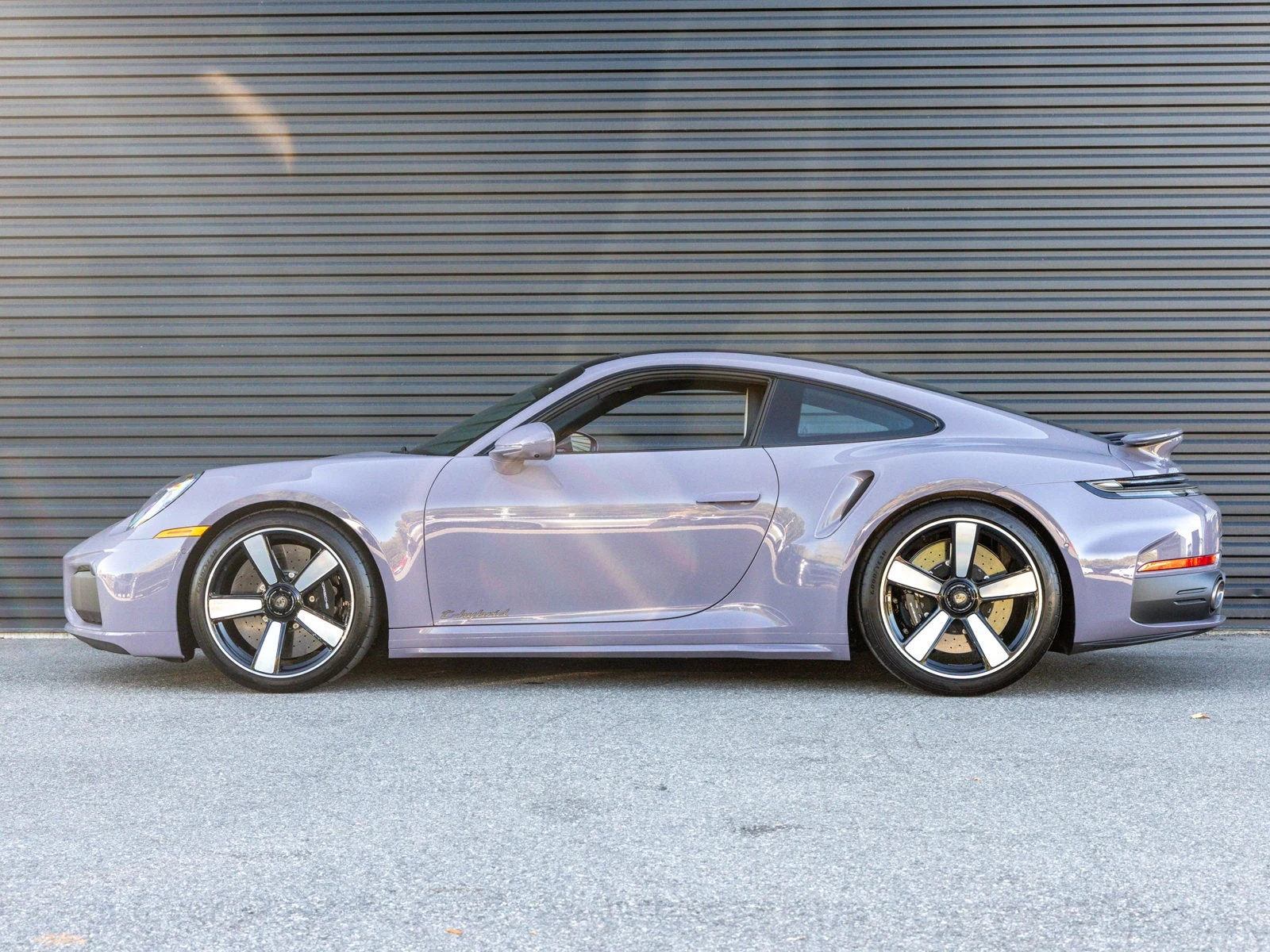 2026 Porsche 911 Turbo S, side profile, Provence