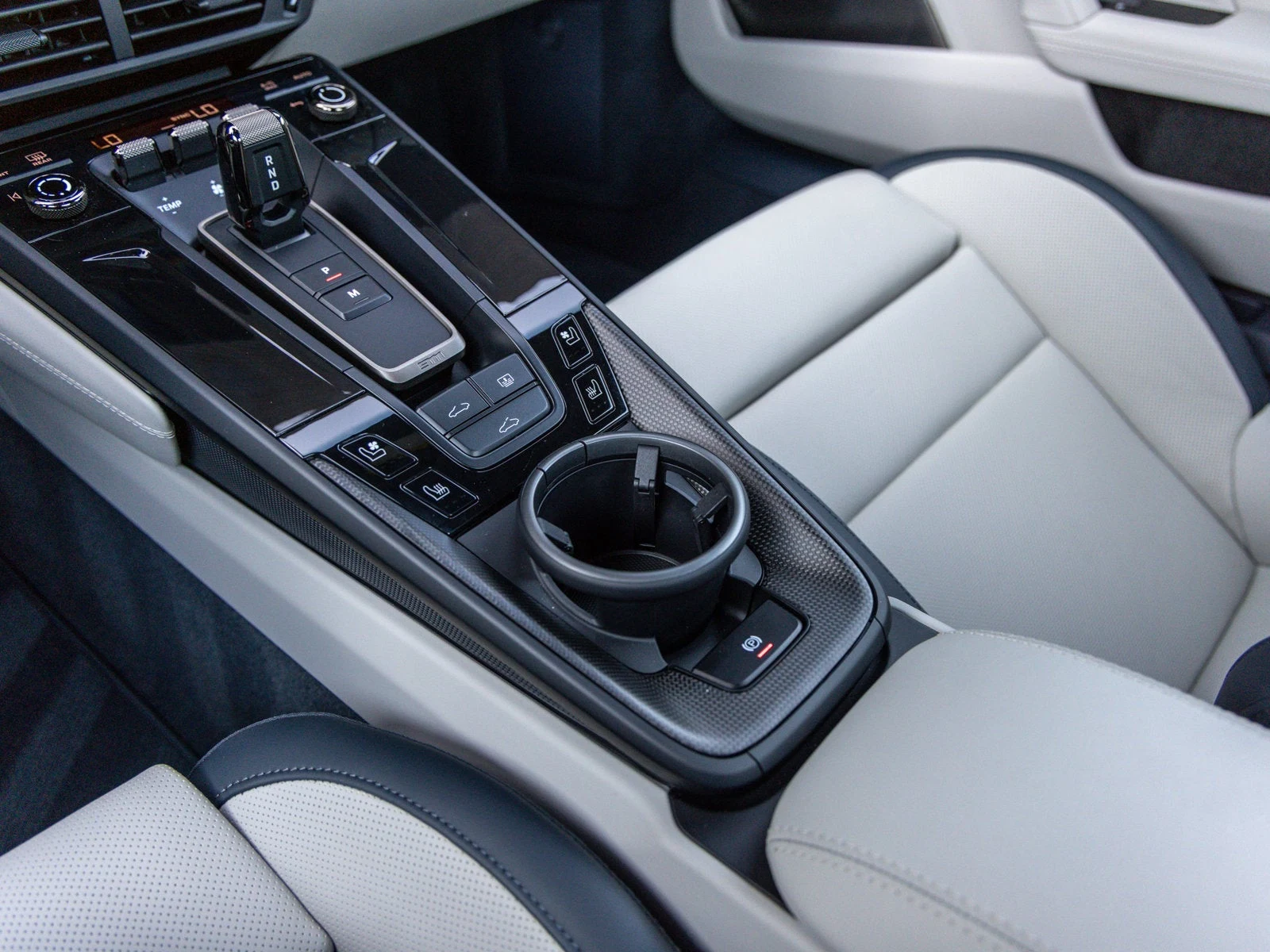 2026 Porsche 911 Turbo S interior, center console, Dark Night Blue / Chalk leather