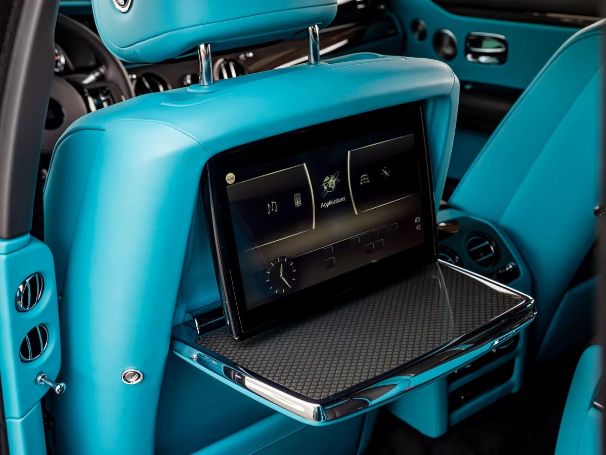 2022 Rolls-Royce Ghost Black Badge interior, Turchese / Black