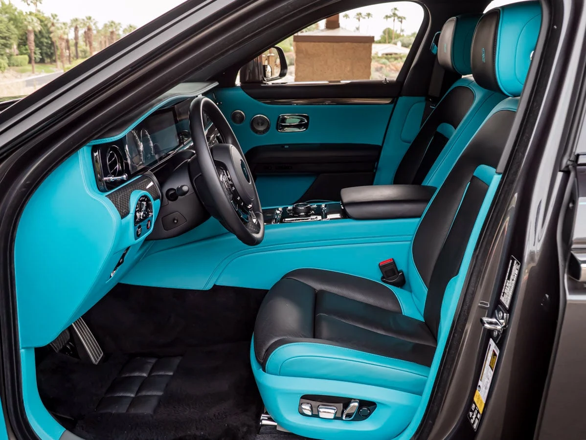 2022 Rolls-Royce Ghost Black Badge interior, seats, Turchese / Black