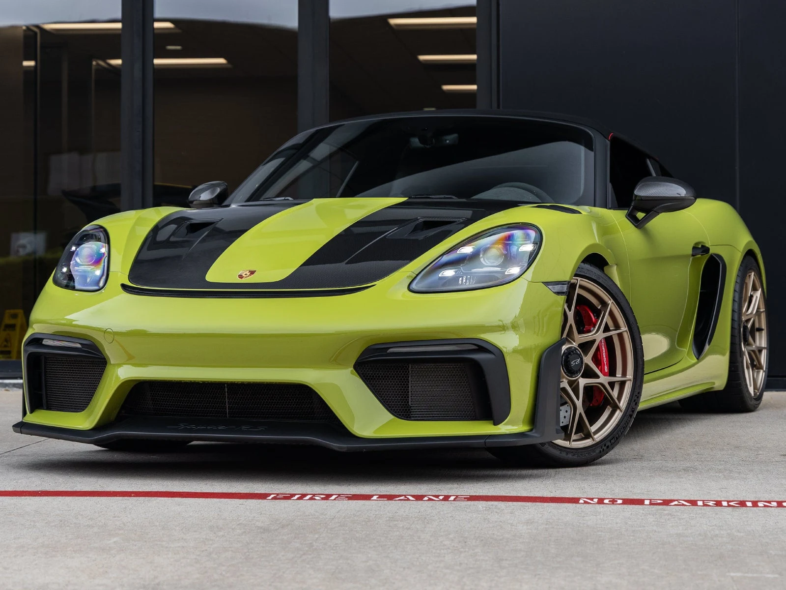 2025 Porsche 718 Spyder RS Weissach for sale, exterior, Paint to Sample Linden Green